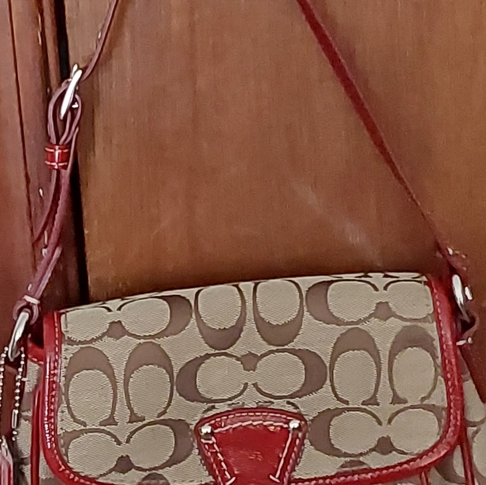 Small Coach Purse , Beige&Dark Red